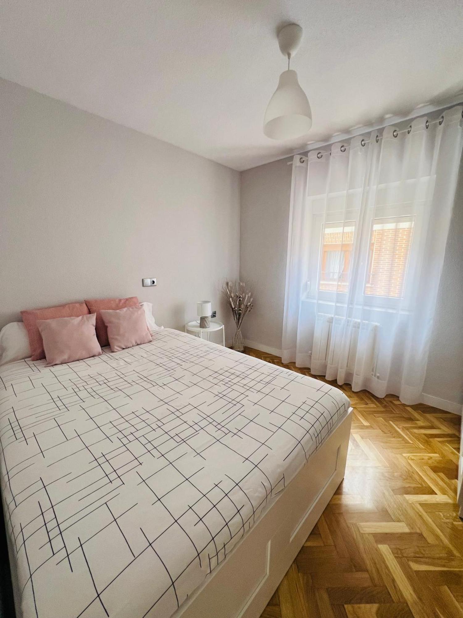 Vut Las Almenas Ávila Extérieur photo